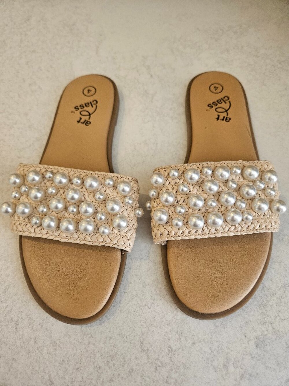 Girls Pearl Sandals